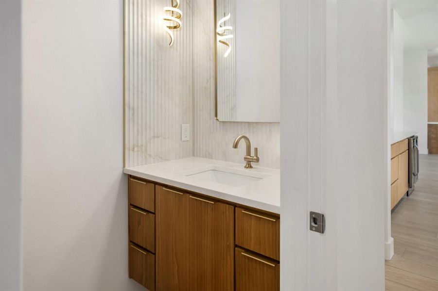 Image 36 of a home in .