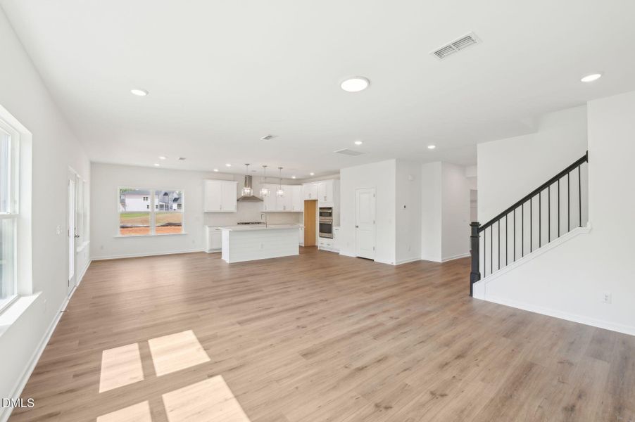 8-web-or-mls-4404 Emeline Way (Homesite