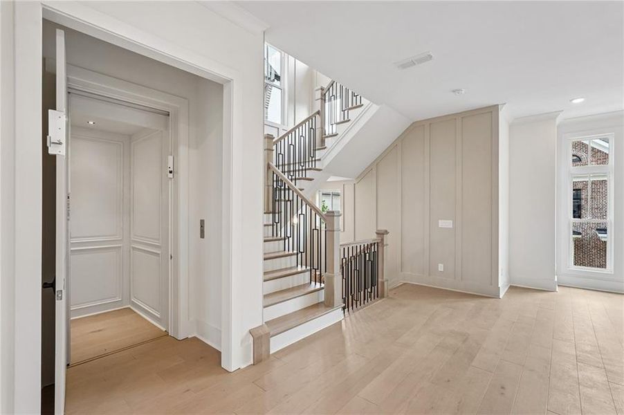 Spacious, unfurnished interior of a new home in Park Walke, Alpharetta (Image 61).
