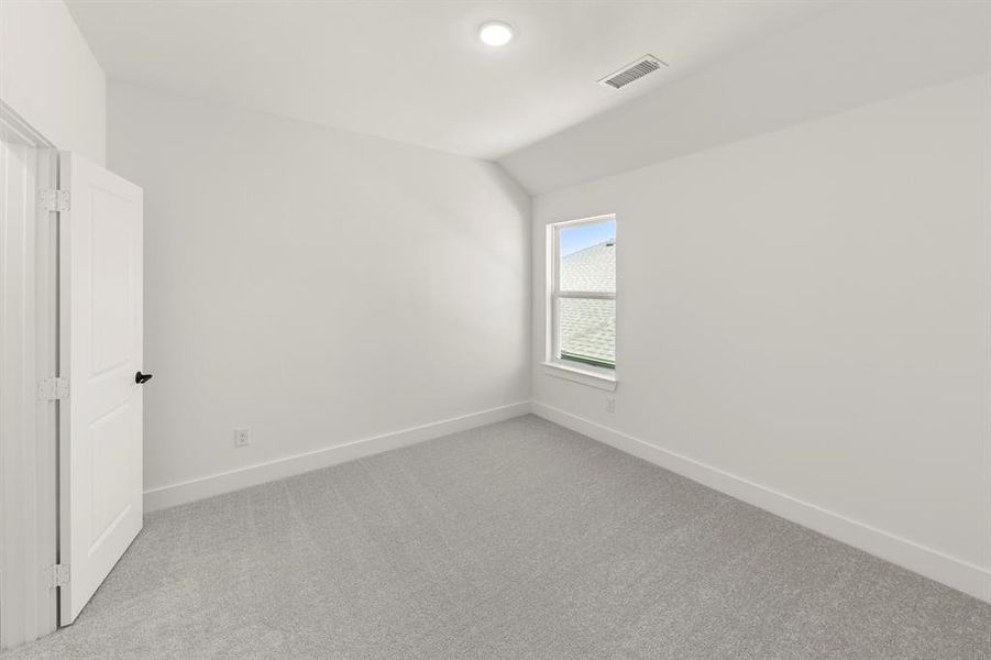 23. 4100 Explorer - Bed 4