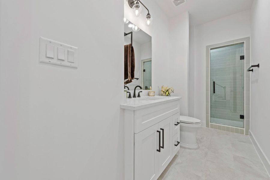 Full bath Full bath
