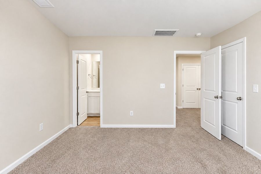 Spacious, unfurnished interior of a new home in Cameron Ridge, Columbia (Image 27). Spacious, unfurnished interior of a new home in Cameron Ridge, Columbia (Image 27).