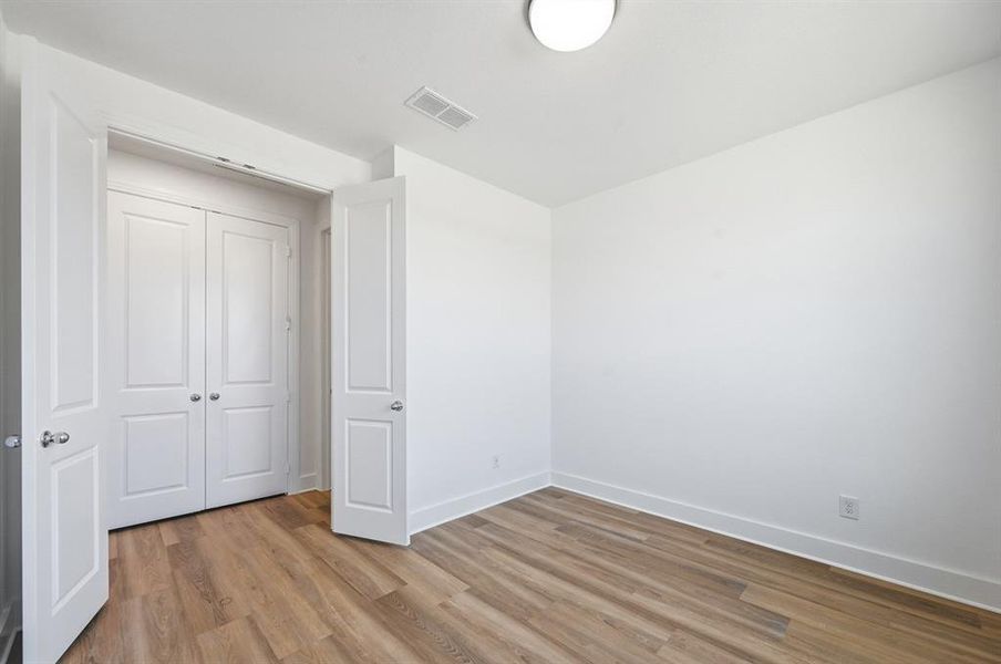 Spacious, unfurnished interior of a new home in Heritage Ranch: 50ft. lots, Sherman (Image 20). Spacious, unfurnished interior of a new home in Heritage Ranch: 50ft. lots, Sherman (Image 20).