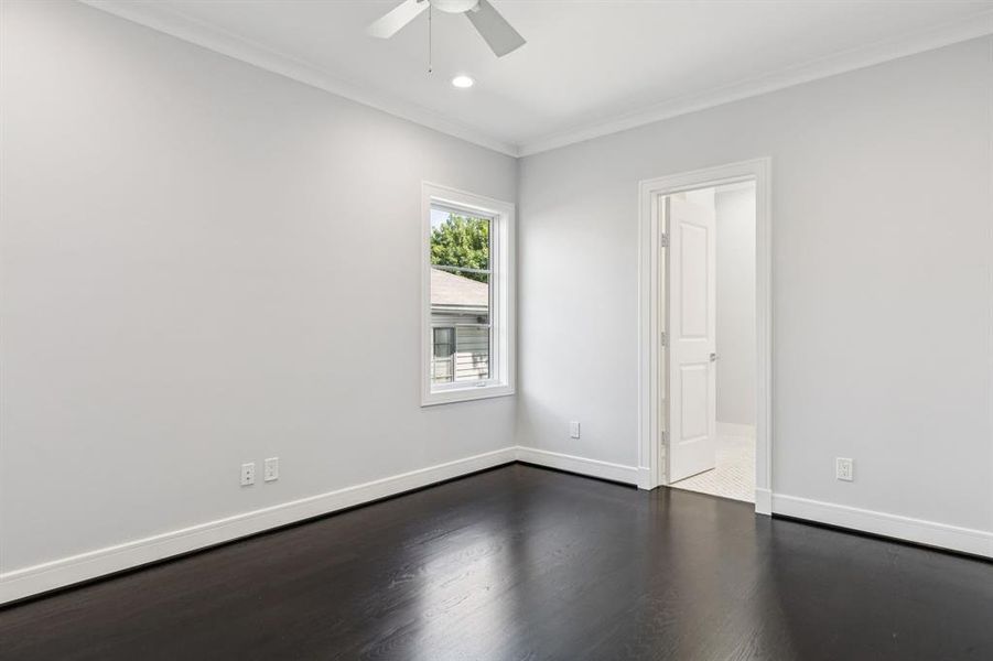 Guest bedroom all have attached baths and walk in closets Guest bedroom all have attached baths and walk in closets