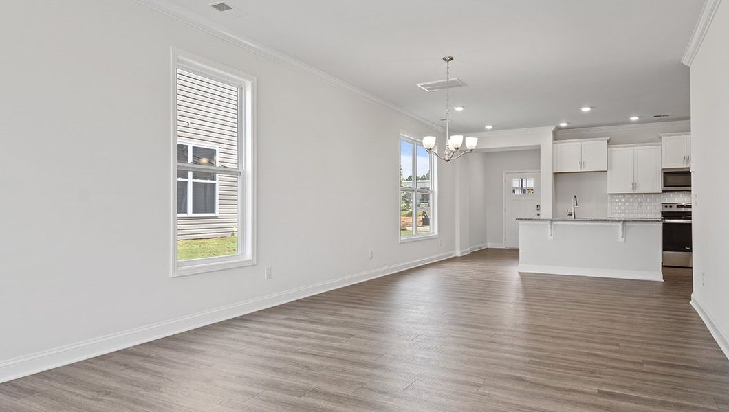 Spacious, unfurnished interior of a new home in Skybrook Corners, Huntersville (Image 13).