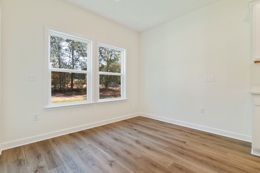 Representative unfurnished interior of a home built from the Maybell I by CJL Homes in Oak Hollow, Crestview (Image 37).