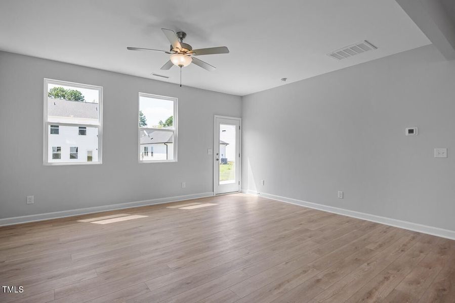 Spacious, unfurnished interior of a new home in Gregory Village, Lillington (Image 20).