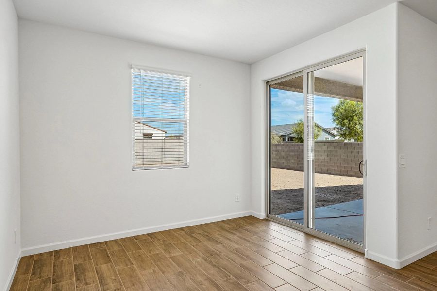 Representative images and renderings are for illustrative purposes. Actual structural options and design finishes of home may vary.