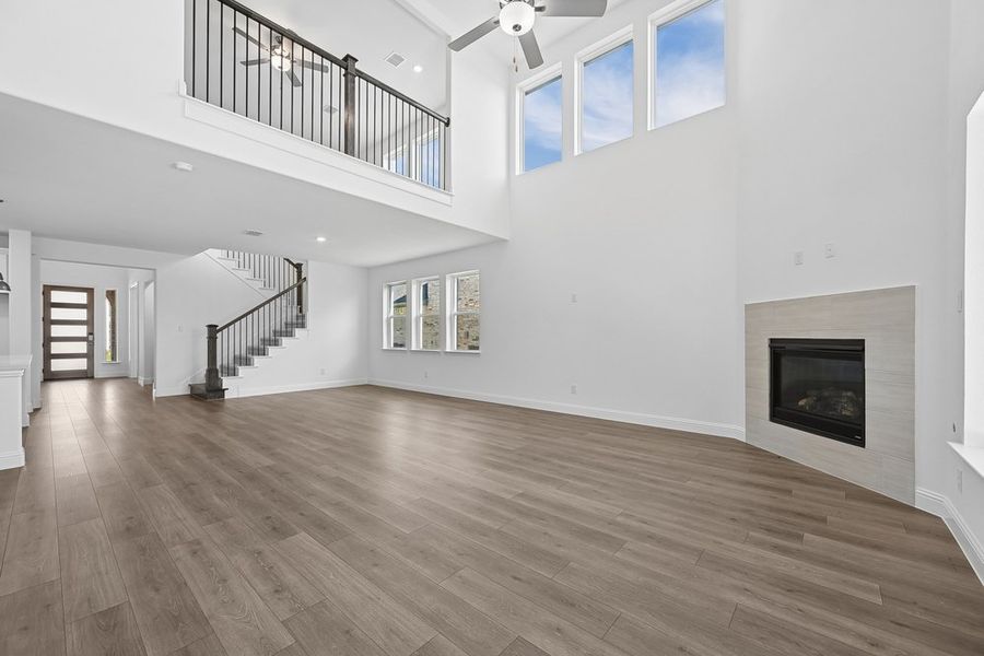 Spacious, unfurnished interior of a new home in The Ridge at Northlake, Northlake (Image 18).