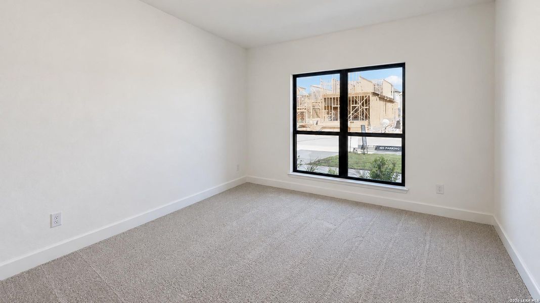 Spacious, unfurnished interior of a new home in Mayfair, New Braunfels (Image 25).