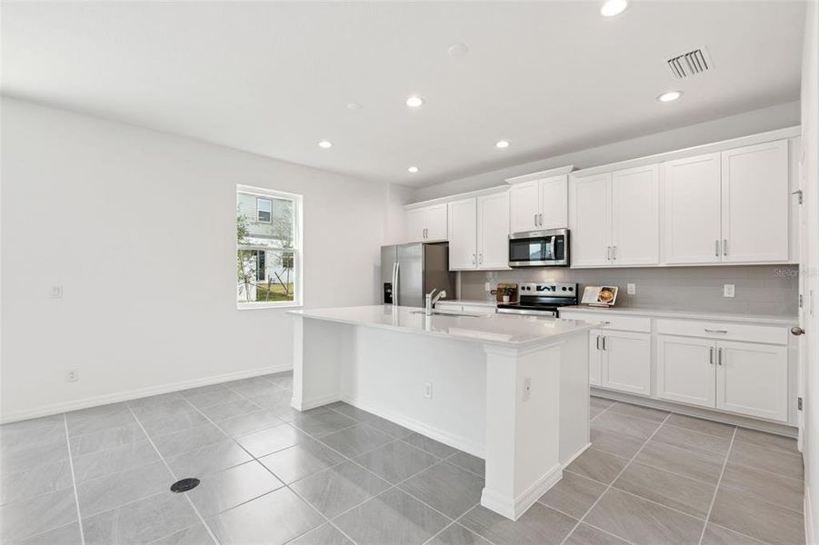 Furnished interior view inside a new home in Trinity Lakes, Groveland (Image 12).
