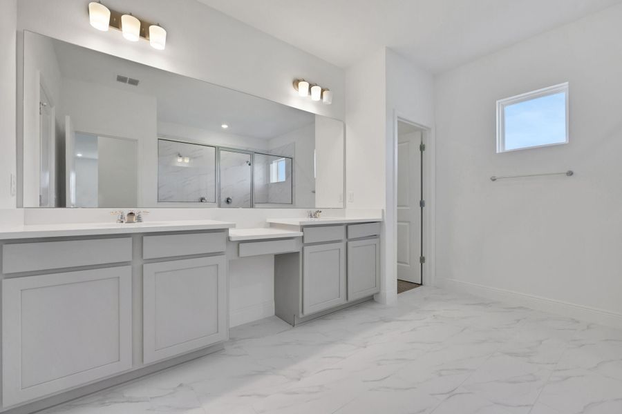 3,038sf New Home in Apopka, FL.  - Slide 19