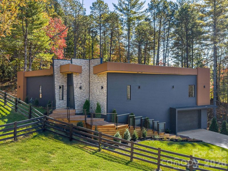 Image 23 of a home in .