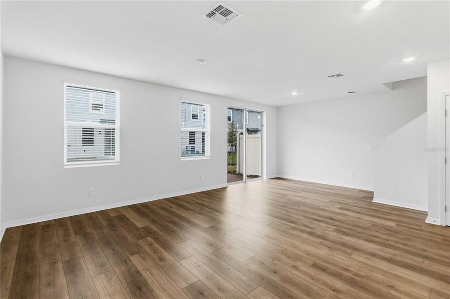 Spacious, unfurnished interior of a new home in , St. Cloud (Image 18).