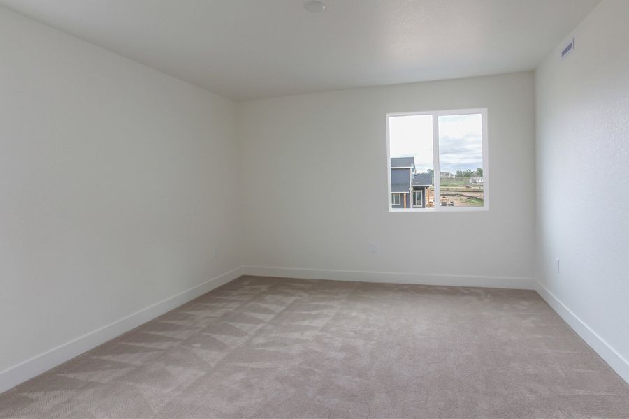 Spacious, unfurnished interior of a new home in Prairie Song, Windsor (Image 34).