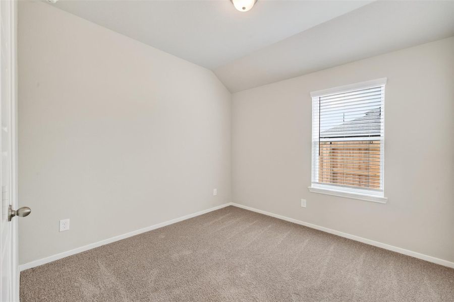 Spacious, unfurnished interior of a new home in Sunterra, Katy (Image 20).