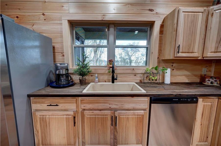 Furnished interior view inside a new home in , Ranger (Image 12).