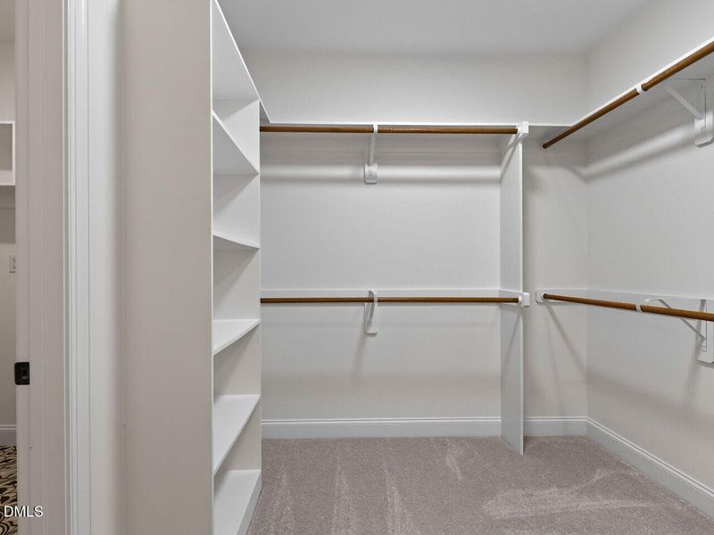 028-1280x960-master-bedroom-closet 028-1280x960-master-bedroom-closet