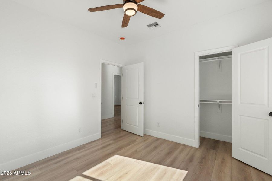 21-web-or-mls-DSC01561 copy 21-web-or-mls-DSC01561 copy