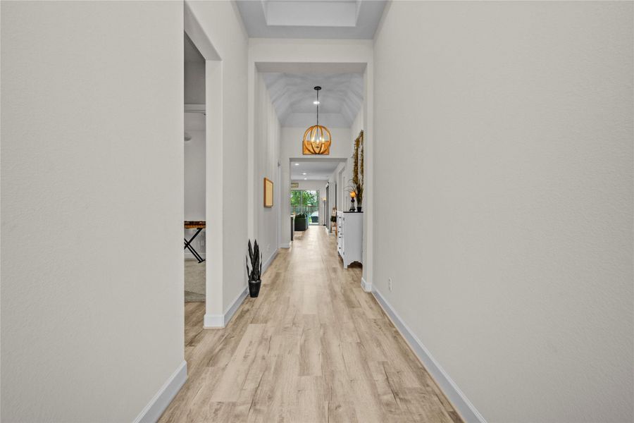 Beautiful entry way with high ceilings. Beautiful entry way with high ceilings.