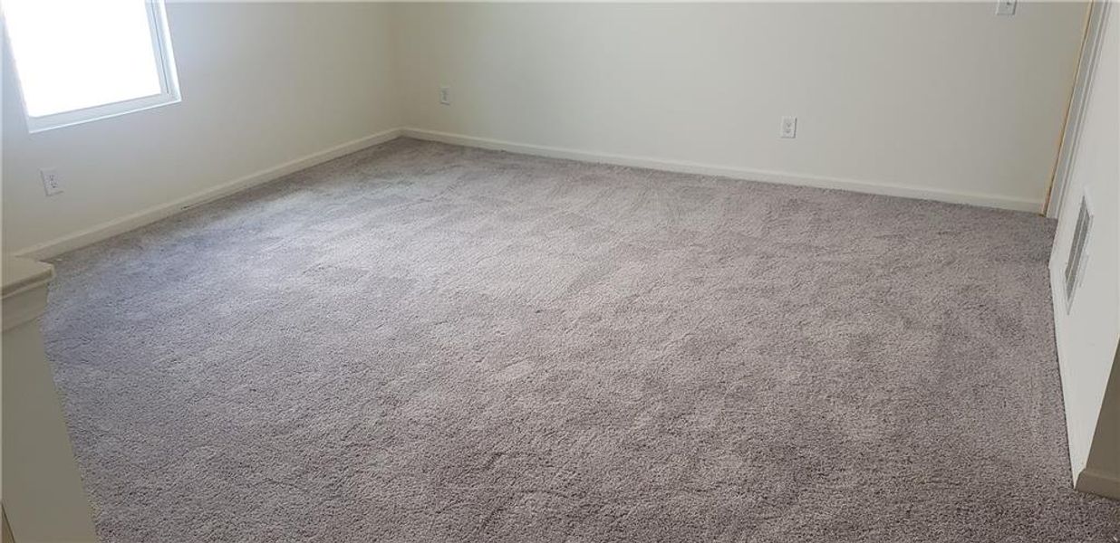 Spacious, unfurnished interior of a new home in Casteel, Bethlehem (Image 14).