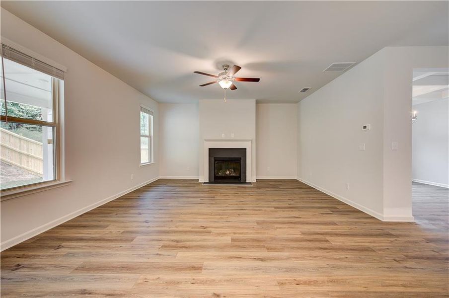 Spacious, unfurnished interior of a new home in Hamilton Lakes, Lawrenceville (Image 15).