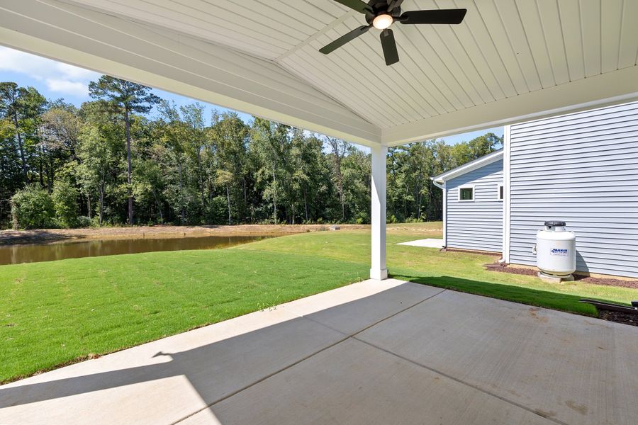Representative exterior details of a home built from the The Whitley by RobuckHomes in Kennebec Crossing, Angier (Image 62). Representative exterior details of a home built from the The Whitley by RobuckHomes in Kennebec Crossing, Angier (Image 62).