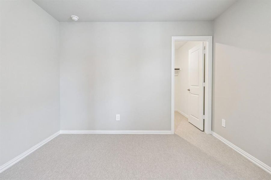 Spacious, unfurnished interior of a new home in Eastridge - Signature Series, Princeton (Image 39). Spacious, unfurnished interior of a new home in Eastridge - Signature Series, Princeton (Image 39).