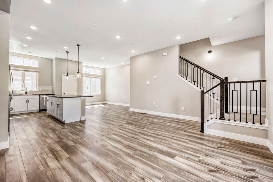 Spacious, unfurnished interior of a new home in Solterra, Lakewood (Image 5).