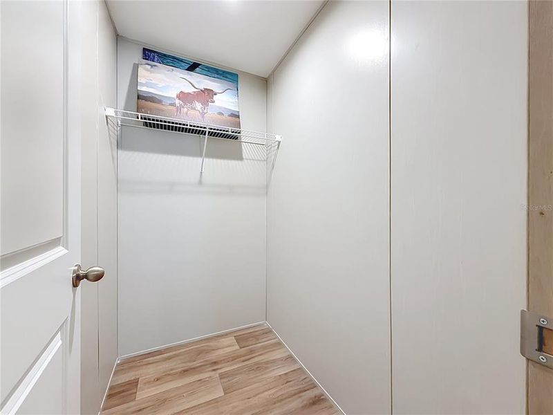 Spacious, unfurnished interior of a new home in , Summerfield (Image 22).