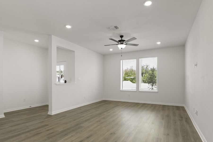 Representative unfurnished interior of a home built from the Oak by Pacesetter Homes in Blanco Vista, San Marcos (Image 31). Representative unfurnished interior of a home built from the Oak by Pacesetter Homes in Blanco Vista, San Marcos (Image 31).