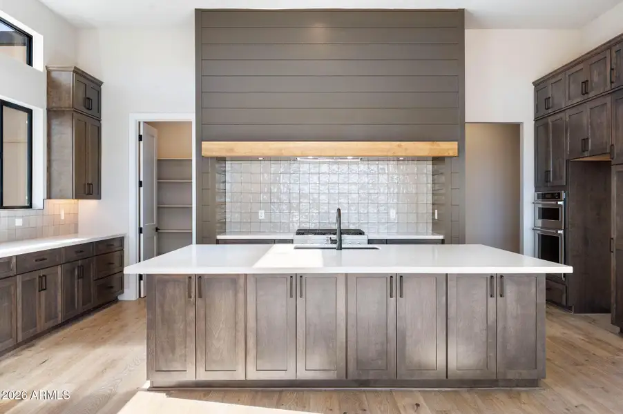 24-Kitchen (2) 24-Kitchen (2)