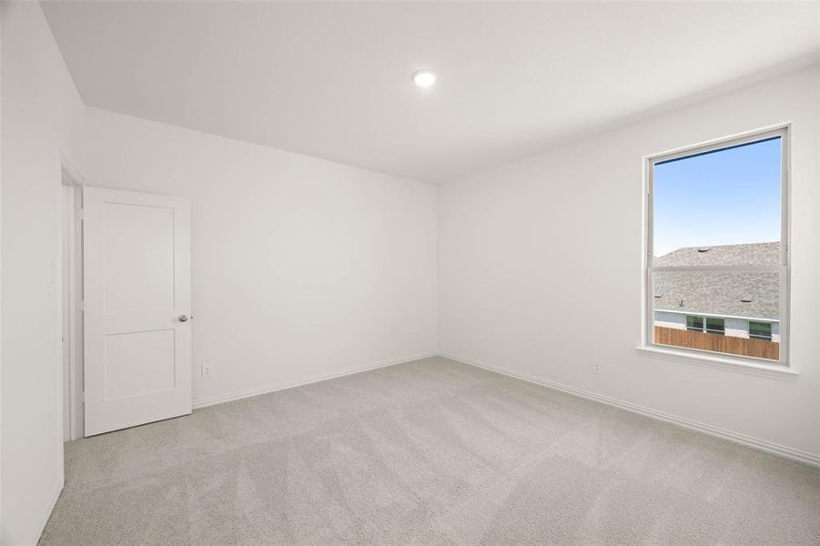 Spacious, unfurnished interior of a new home in The Oaks, Red Oak (Image 14). Spacious, unfurnished interior of a new home in The Oaks, Red Oak (Image 14).
