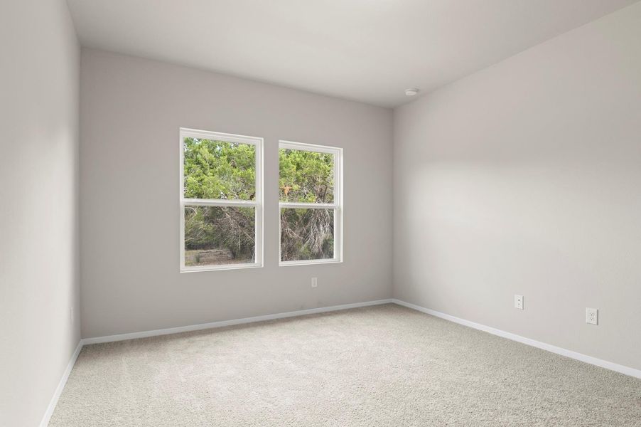 Spacious, unfurnished interior of a new home in Cloverleaf, Austin (Image 20).