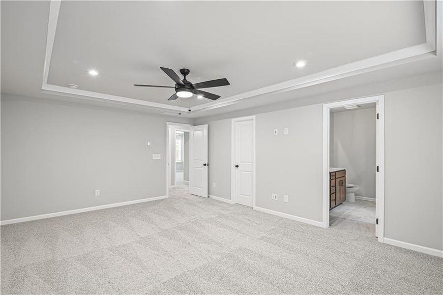Spacious, unfurnished interior of a new home in Briar Creek, Atlanta (Image 13).