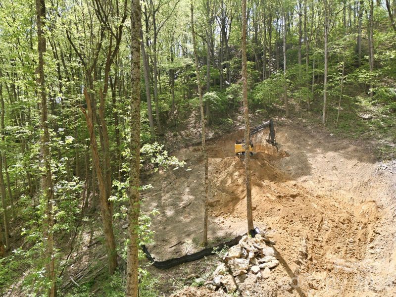 Natural landscape and outdoor views near in Mars Hill (Image 10). Natural landscape and outdoor views near in Mars Hill (Image 10).