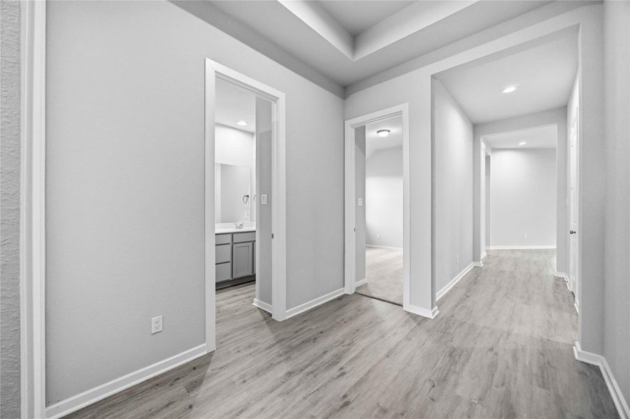Spacious, unfurnished interior of a new home in Lago Mar  50'  &  55', Texas City (Image 12).