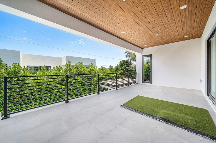 1030 NE 2nd Terrace (56)