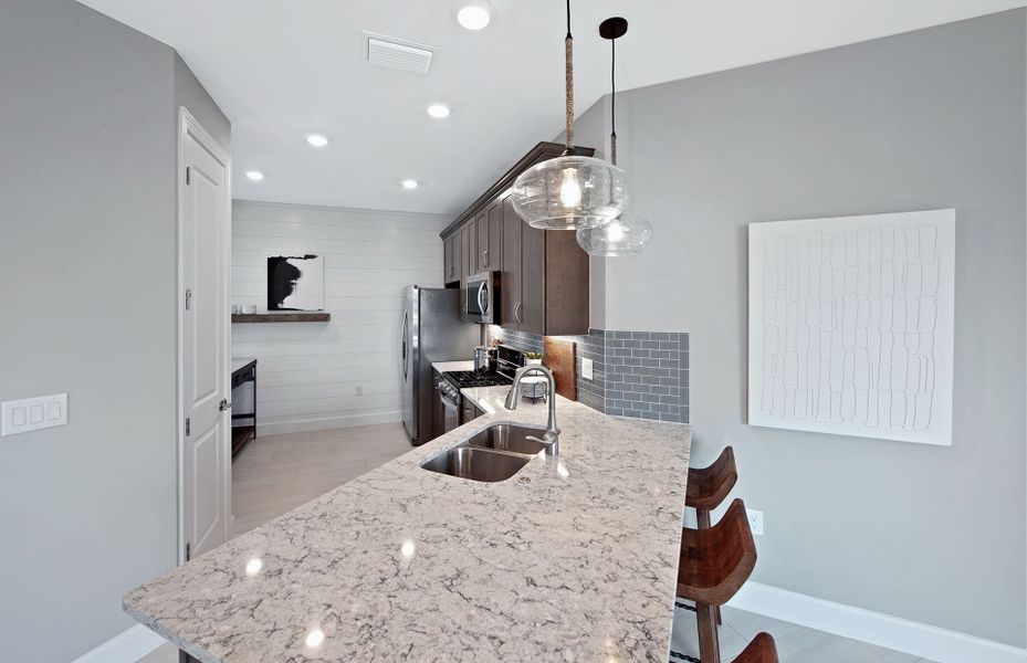 Large kitchen island perfect for entertaining Large kitchen island perfect for entertaining