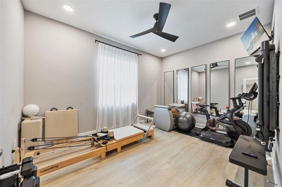 Furnished interior view inside a new home in , Wesley Chapel (Image 21). Furnished interior view inside a new home in , Wesley Chapel (Image 21).