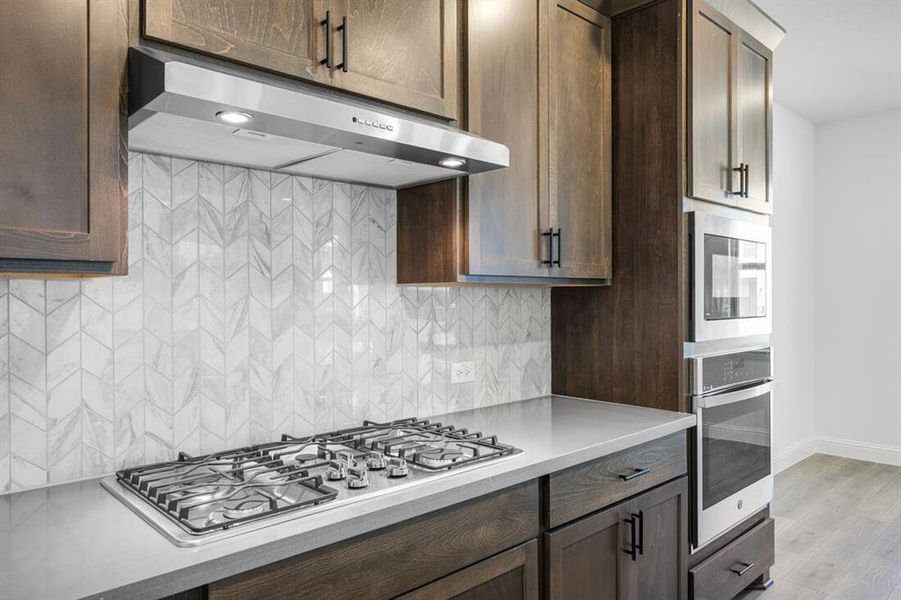 3321 Little Bluestem Road ~ Ready Now 3321 Little Bluestem Road ~ Ready Now