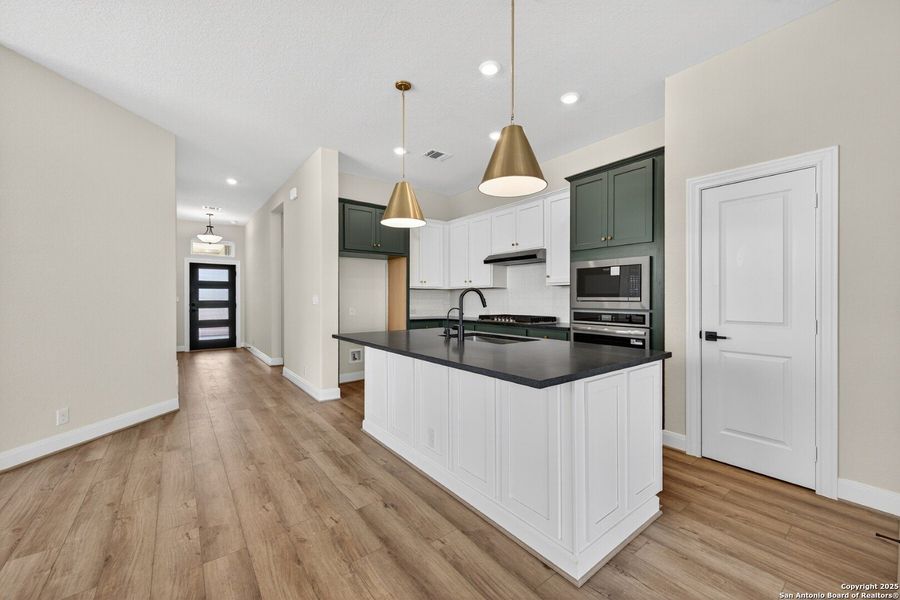Furnished interior view inside a new home in The Crossvine 45’, Schertz (Image 10).