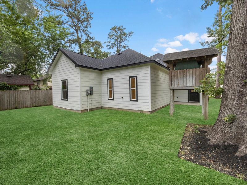 Image 3 of a home in . Image 3 of a home in .