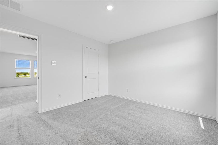 Spacious, unfurnished interior of a new home in River Ridge, Crandall (Image 23). Spacious, unfurnished interior of a new home in River Ridge, Crandall (Image 23).