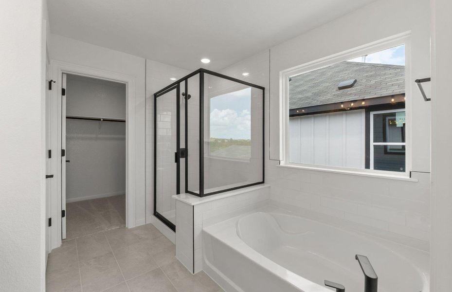 Furnished interior view inside a new home in Horizon Lake, Leander (Image 9). Furnished interior view inside a new home in Horizon Lake, Leander (Image 9).