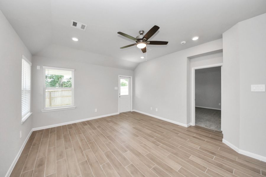 Spacious, unfurnished interior of a new home in Montgomery Ridge, Montgomery (Image 22). Spacious, unfurnished interior of a new home in Montgomery Ridge, Montgomery (Image 22).