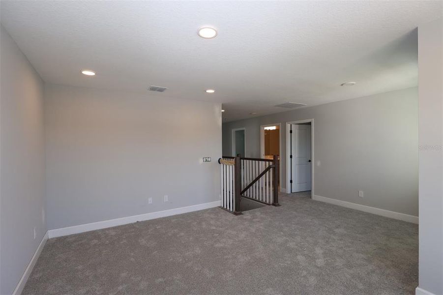 Spacious, unfurnished interior of a new home in Eden at Crossprairie, St. Cloud (Image 44).