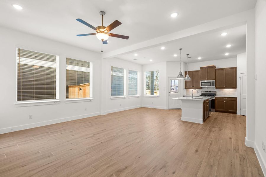 Representative unfurnished interior of a home built from the Cheverny – Augustine Collection by Chesmar Homes in Santa Rita Ranch, Liberty Hill (Image 8). Representative unfurnished interior of a home built from the Cheverny – Augustine Collection by Chesmar Homes in Santa Rita Ranch, Liberty Hill (Image 8).