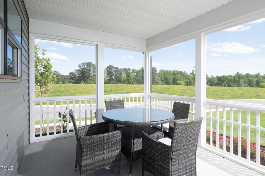 RAL_PNT_Caroline_OOH RAL_PNT_Caroline_OOH