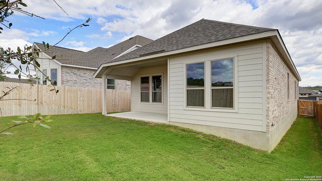 Exterior details and patio area of a home in Ladera 40', San Antonio (Image 31). Exterior details and patio area of a home in Ladera 40', San Antonio (Image 31).